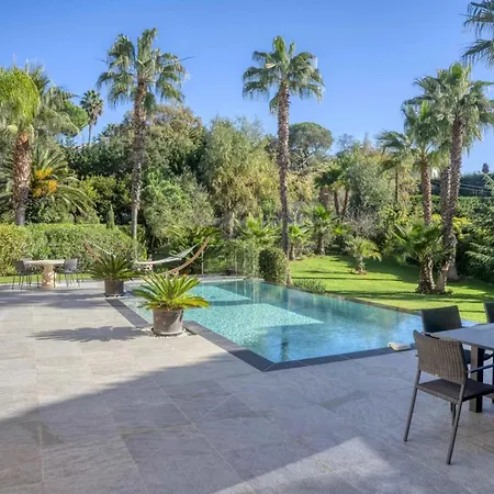 Ref 2156 - - For Rent Κάννες
